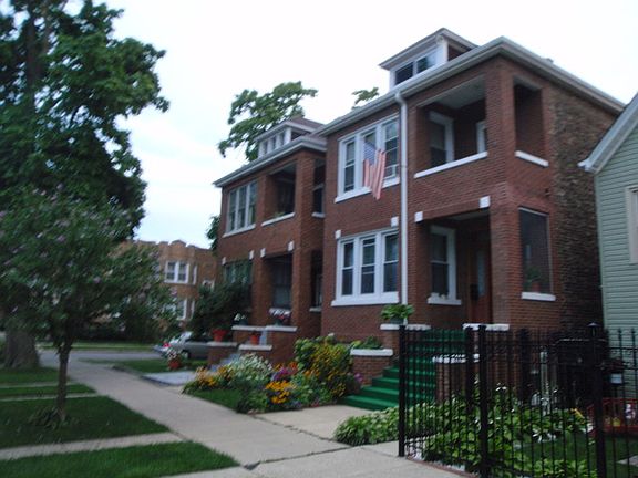 3rd image of 4456 S Whipple St