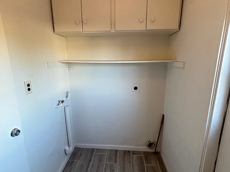 1461 S 6th Ave — Photo 19