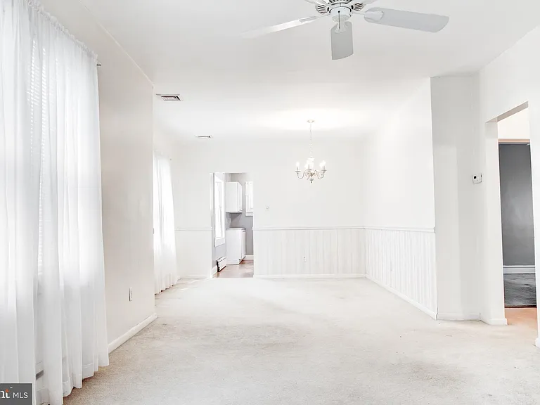 203 Penn Ave — Photo 8