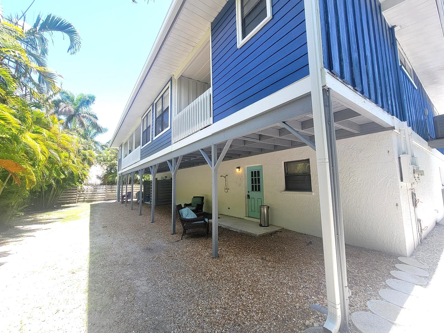 3 bed, 2752 sqft, $3,200 — Photo 3