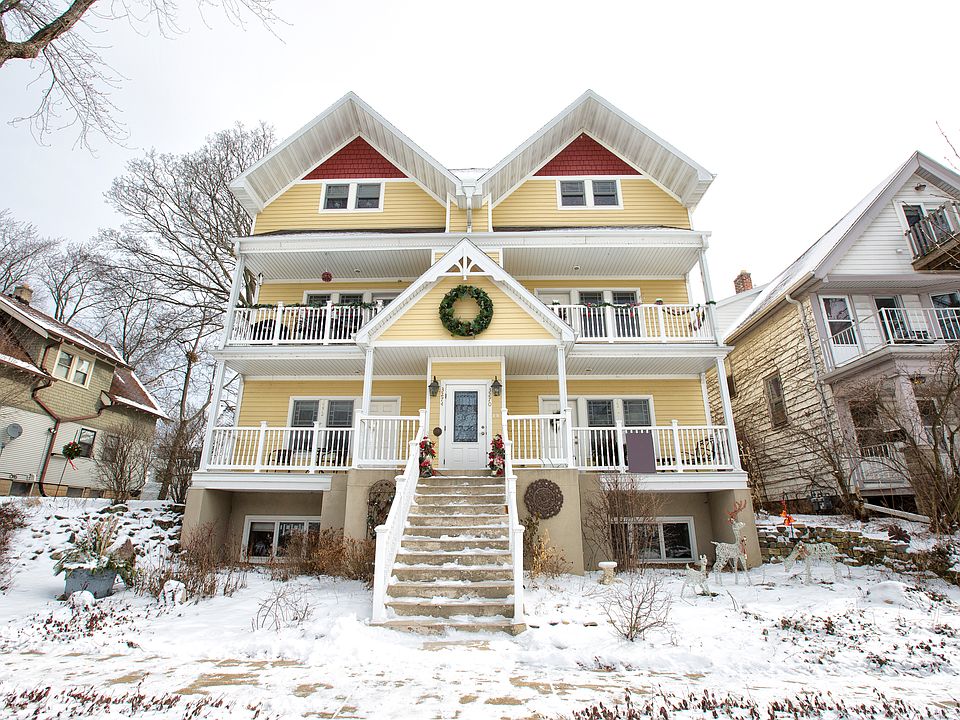 1st image of 3272 N Cambridge Ave #3