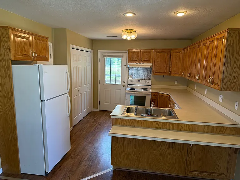 514A Perrey Dr #514A — Photo 4