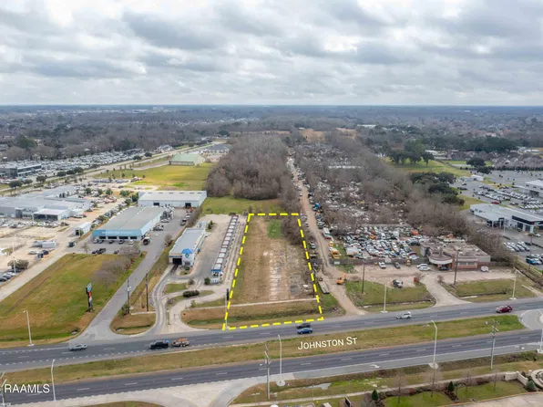 6153 Johnston St, Lafayette, LA 70503