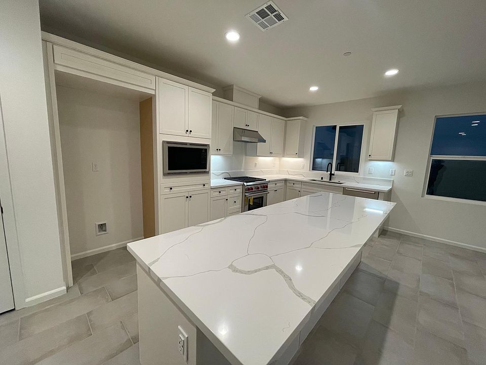 1st image of 1345 Topanga Dr