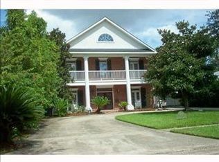 314 Walter Rd, River Ridge, LA 70123