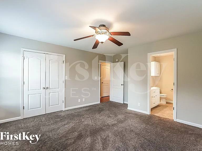 3745 Nadia Dr — Photo 9