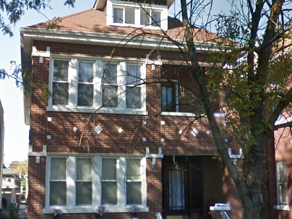 1st image of 7036 S Artesian Ave #2