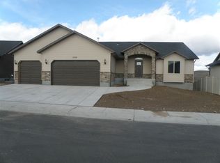 2163 Canyon Dr, Elko, NV 89801