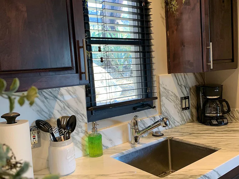 N Arizona Biltmore Cir — Photo 19
