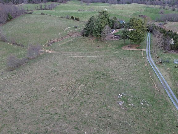 3rd image of 6784 Conner Rd NE