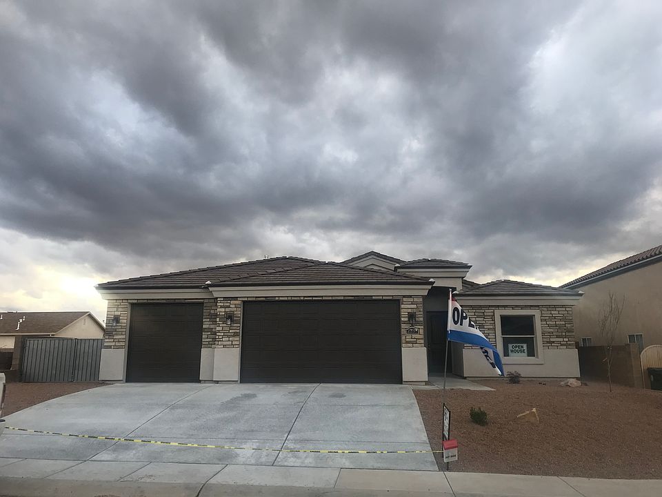 1st image of 2333 Ginger St