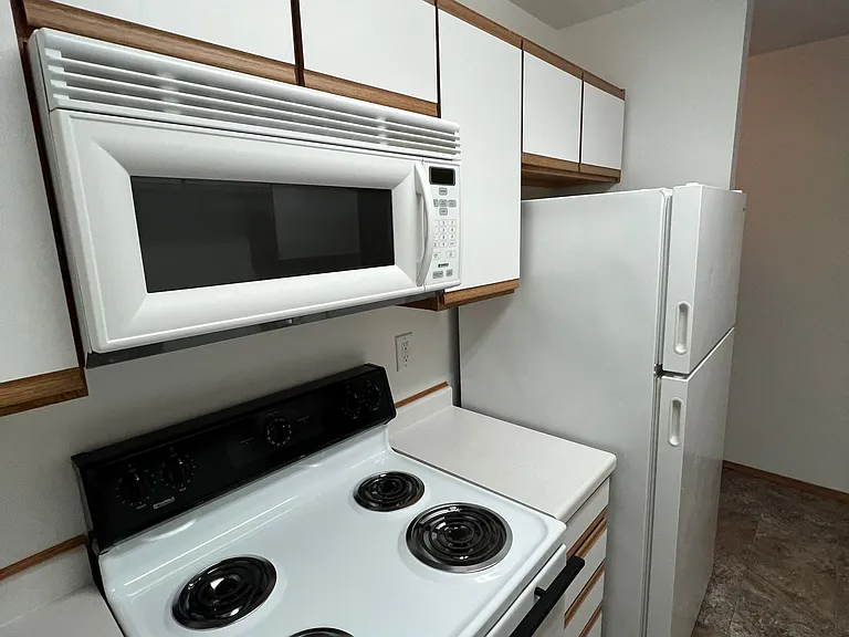207 Laura Ave #104 — Photo 3