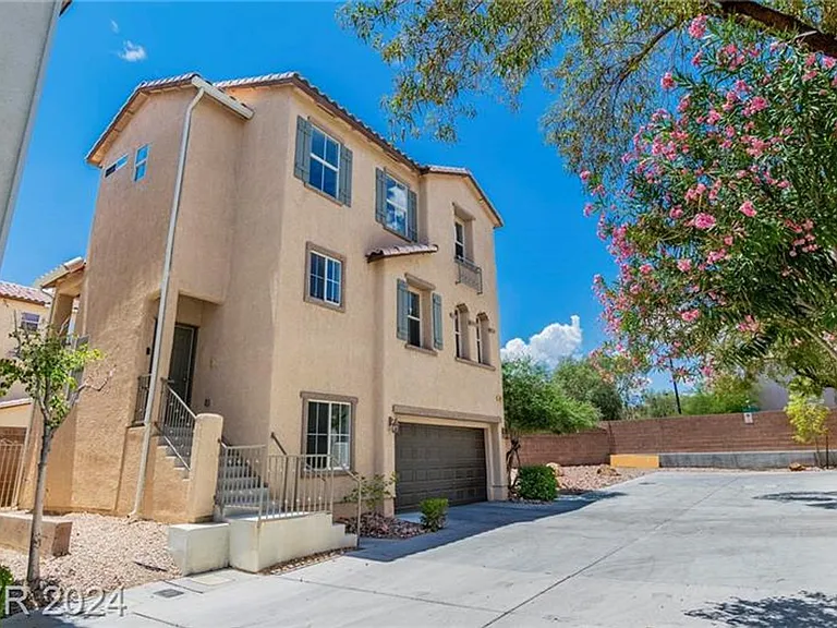 8937 Jennifer Anne Ave — Photo 3