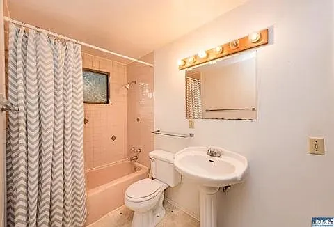 Upstairs bathroom