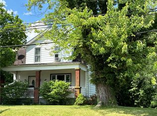 1696 4th St, Monongahela, PA 15063