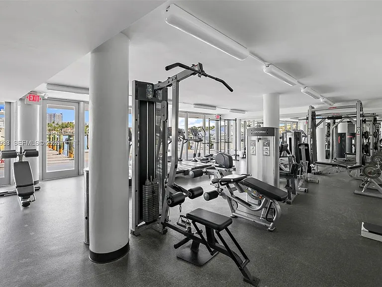 900 Bay Dr #419 — Photo 36