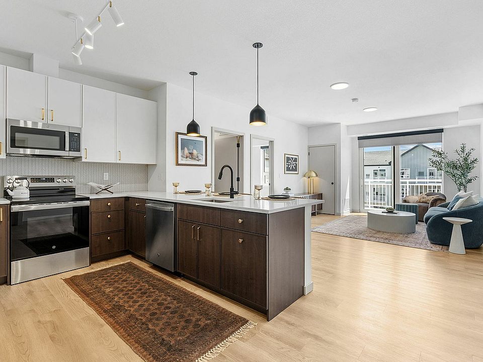 Model Unit Kitchen