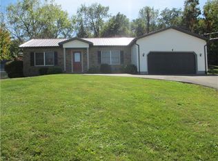 415 Dickson St, Midway, PA 15060
