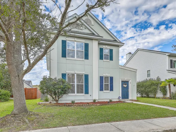 83 Creekside Dr, Summerville, SC 29485