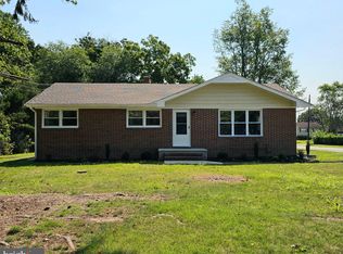 647 S Spring Rd, Vineland, NJ 08361