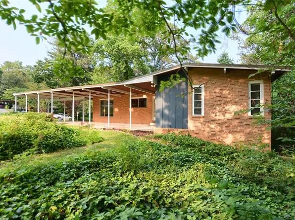 3861 Foxford Dr, Atlanta, GA 30340