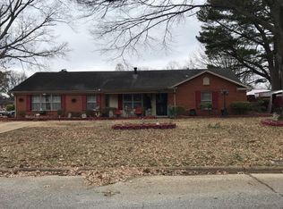 2505 Courtney Dr, Memphis, TN 38128