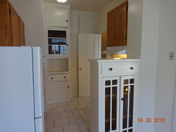 2nd image of 1631 Chestnut St APT 16