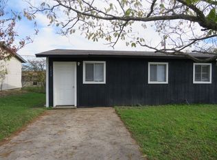 1213 S 3rd St, Copperas Cove, TX 76522