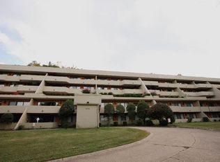 699 Whitaker Blvd W APT 101, Huntington, WV 25701