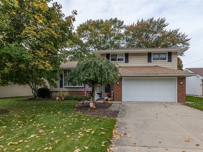 4096 Brendan Ln, North Olmsted, OH, 44070
