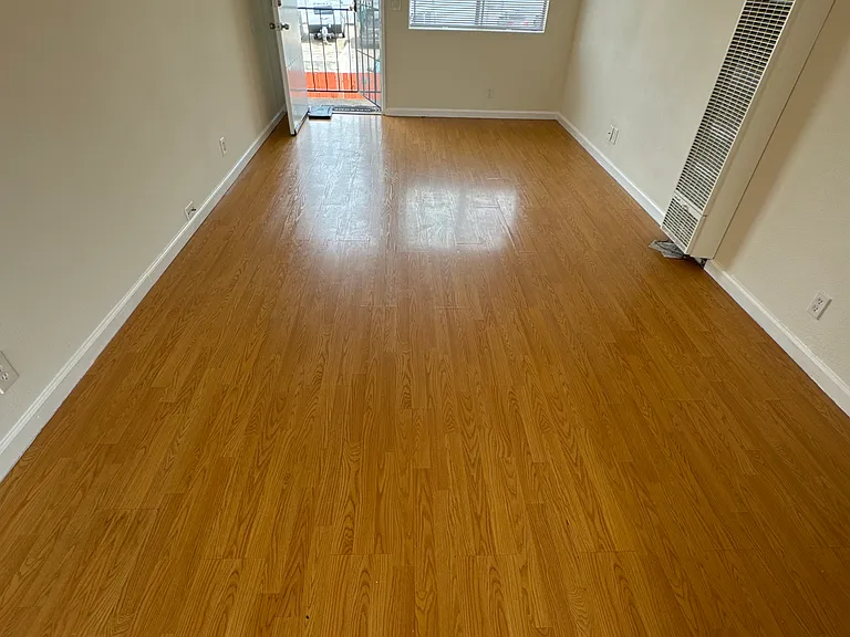 566 D St — Photo 5