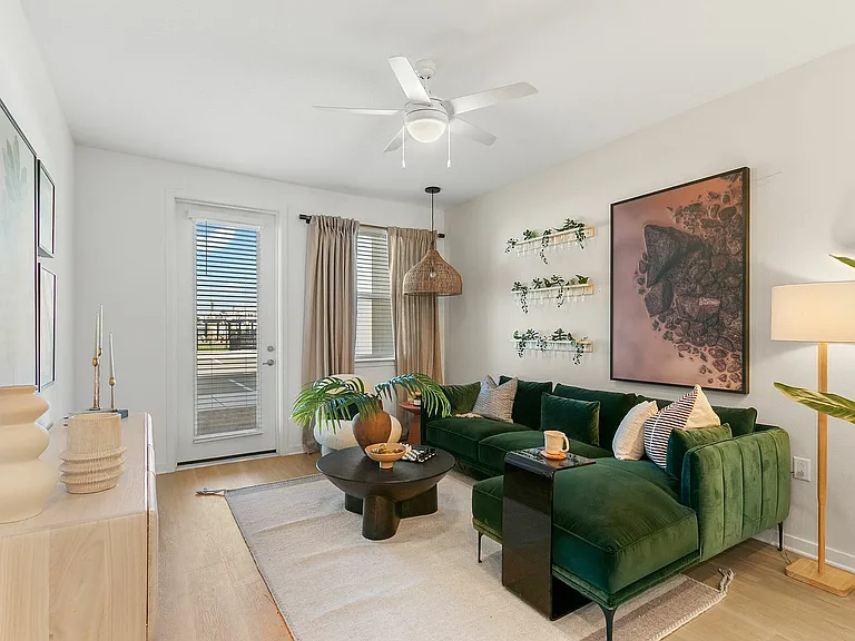 Living Room w/ Ceiling Fan