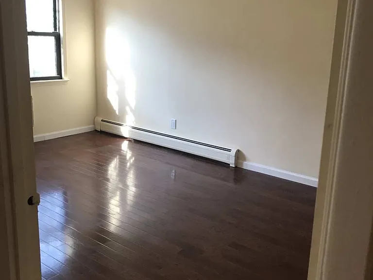 92-29 52nd Ave #2 — Photo 9