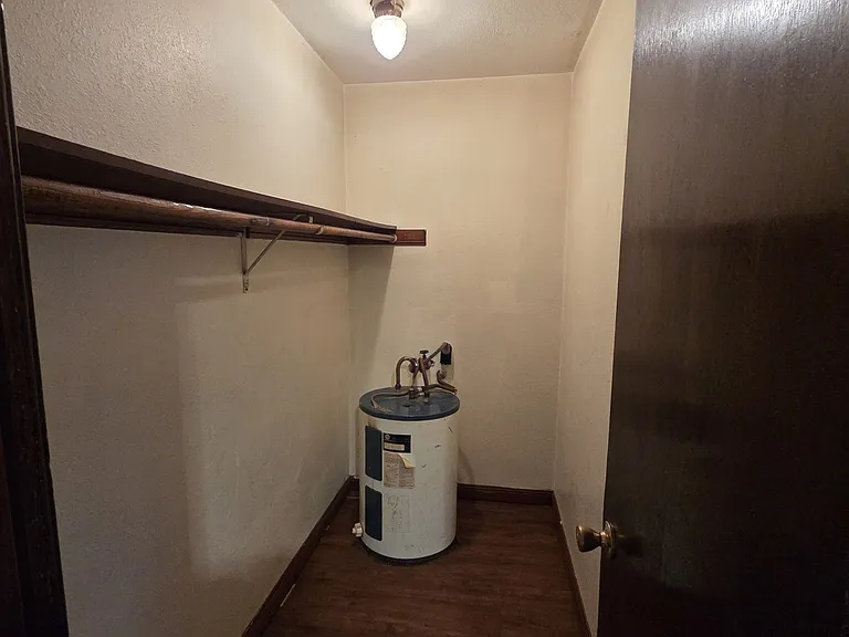 205 Rue Royale #B — Photo 5