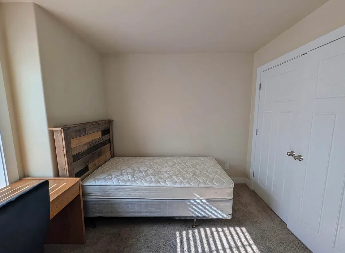 3 bed, 1593 sqft, $625 — Photo 3