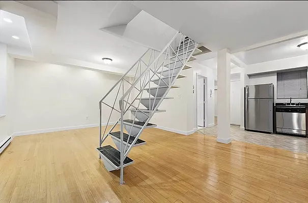 Rented by Grand Group Realty | media 9