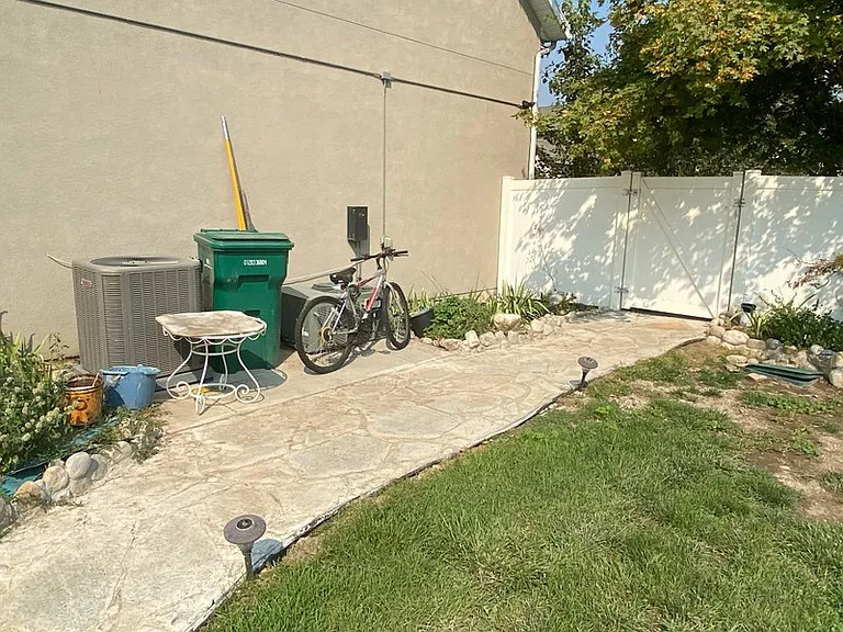 9629 N 5650 W — Photo 11