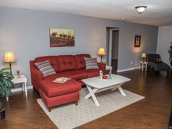 3rd image of 2419 W Eric Dr
