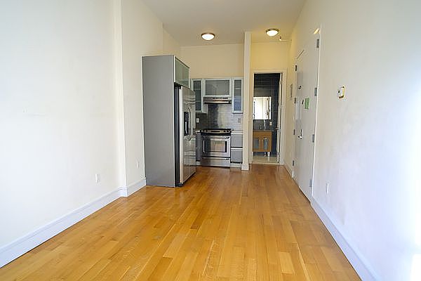 2nd image of 522 W 142nd St #3R