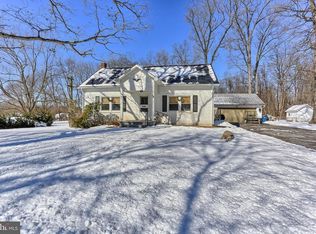 23 Pine Grove Rd, Airville, PA 17302