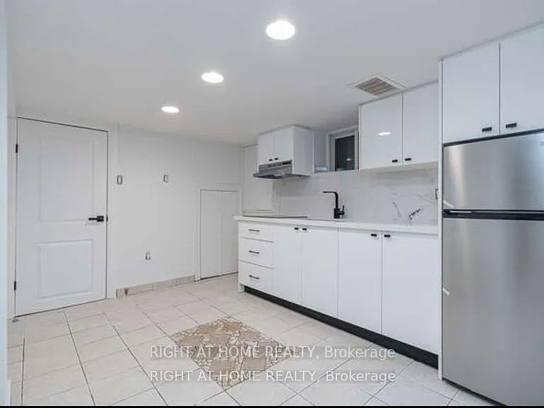 157 Woodycrest Ave — Photo 3
