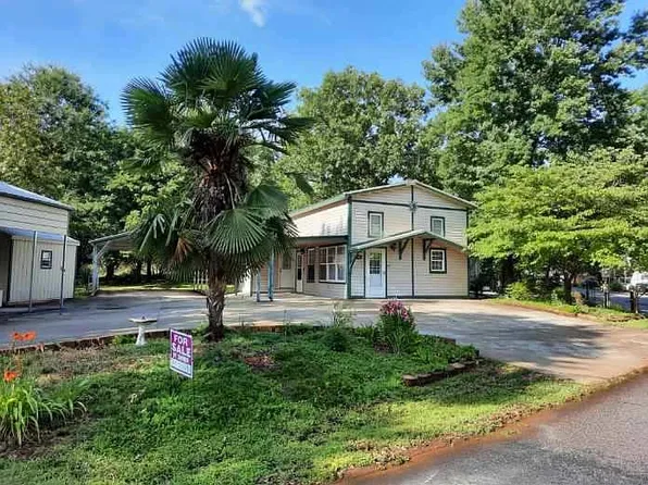 710 Newbury Cir, Westminster, SC 29693