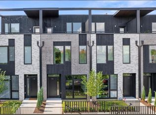 136 Burrows St, Pittsburgh, PA 15213