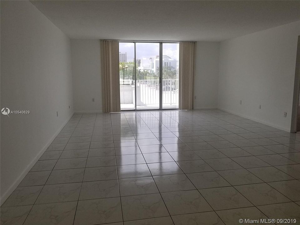 1st image of 2851 NE 183rd St APT 202E