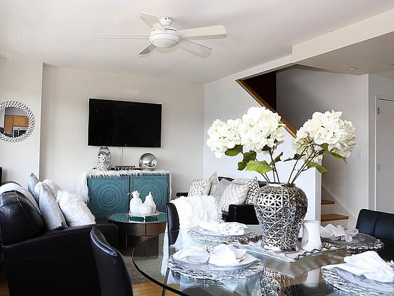 5th image of 704 Brook Ave APT 5Q