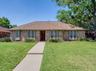 608 Quail Ln, Coppell, TX 75019