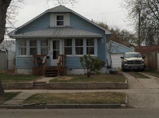 707 8th Ave W, Williston, ND 58801