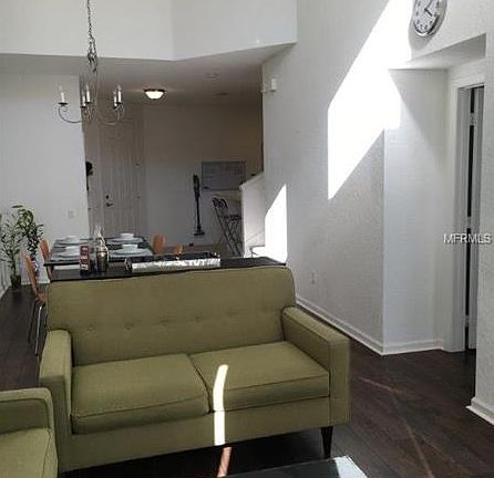 4th image of 1112 Shallcross Ave