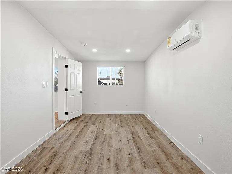 608 Stanford St — Photo 10