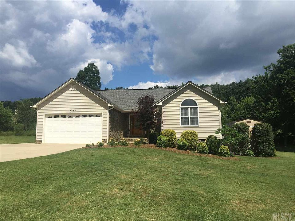 1st image of 4461 Royal Oaks Dr